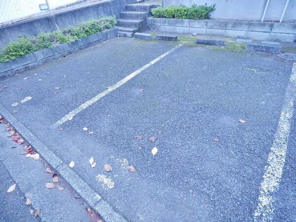 駐車場(★お部屋探しはタウンハウジング多摩センター店まで★)
