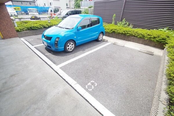 駐車場(★お部屋探しはタウンハウジング稲田堤店まで★)