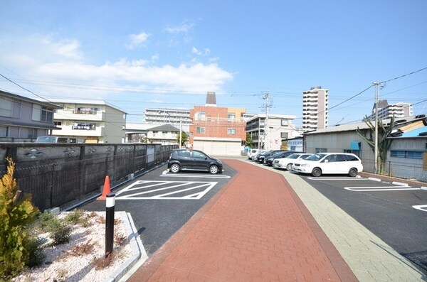駐車場(★敷地内駐車場の空きは要確認★)
