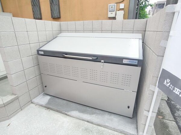 共有部分(♪ゴミ出しはルールとマナーを守りましょう！♪)