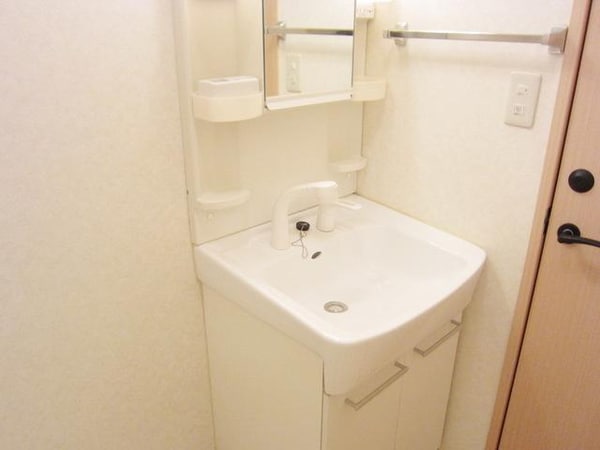 洗面(★お部屋探しは株式会社タウンハウジング東京まで★)