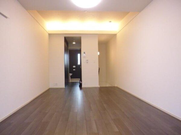 その他室内・内装(★洋室10.3帖広々とした部屋です　※別部屋のお写真です★)