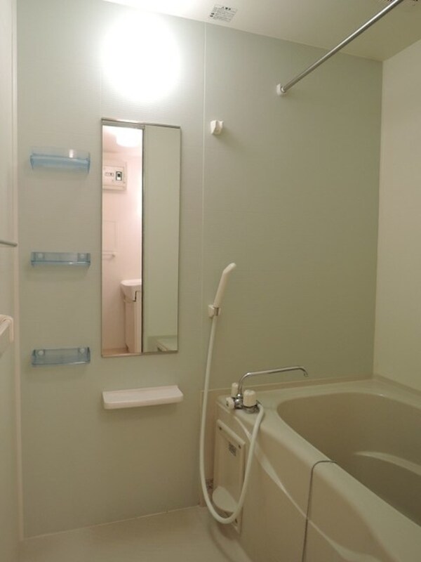 バス／シャワールーム等(同建物別号室別タイプ参考写真)