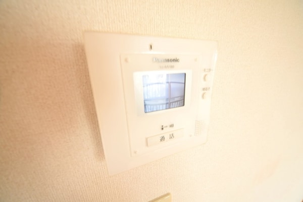セキュリティ(★安心のモニター付きインターホンです★)