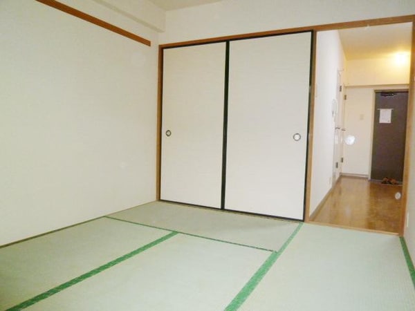 寝室(★和室★)