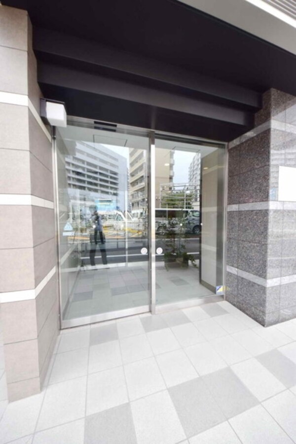 エントランス(外観・共用部分)