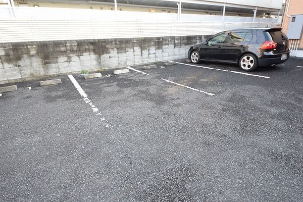 駐車場(★お問い合わせはタウンハウジング府中店まで★)