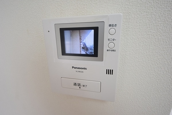セキュリティ(★安心のモニタ付きのドアホンです★)