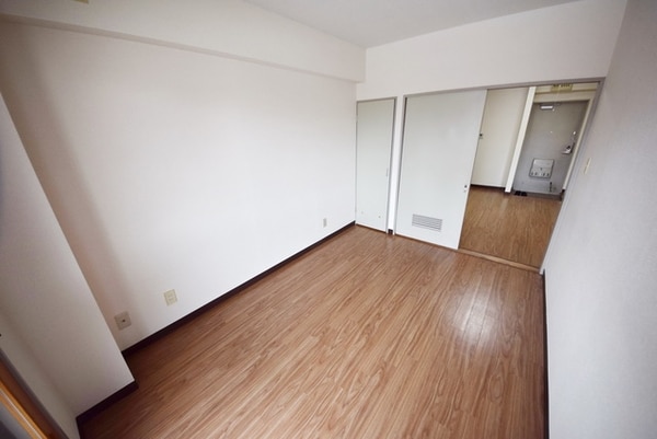 その他室内・内装(★南向きバルコニーに面した明るいお部屋です★)