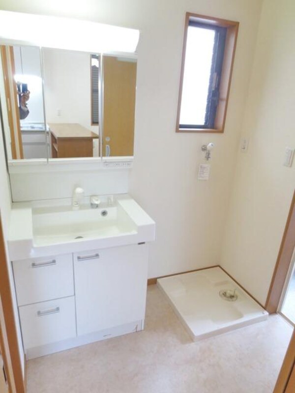 洗面(☆洗面台☆洗濯機置き場☆)