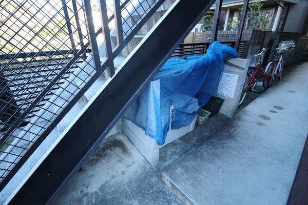 共有部分(★階段下のスペースです★)