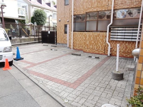 駐車場(★駐車場★)