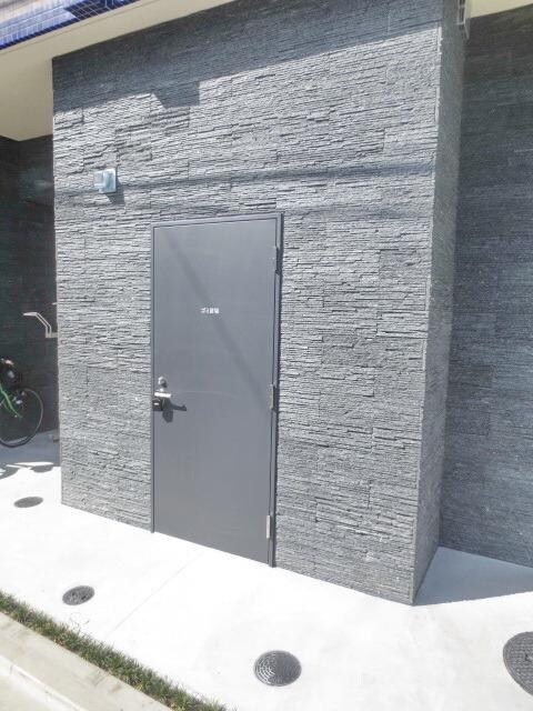 物件内観写真3　(★ごみ置き場★)