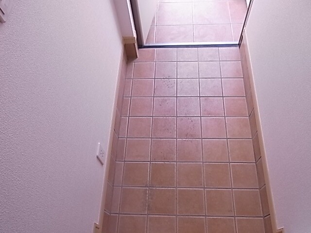 物件内観写真16　(★玄関スペース★)