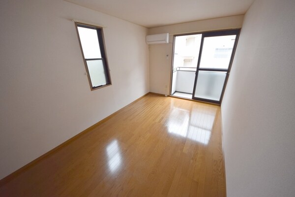 リビング・居室(★お部屋探しはタウンハウジング高幡不動店まで★)