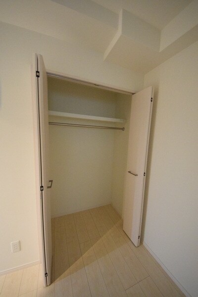 物件内観写真10　(収納)