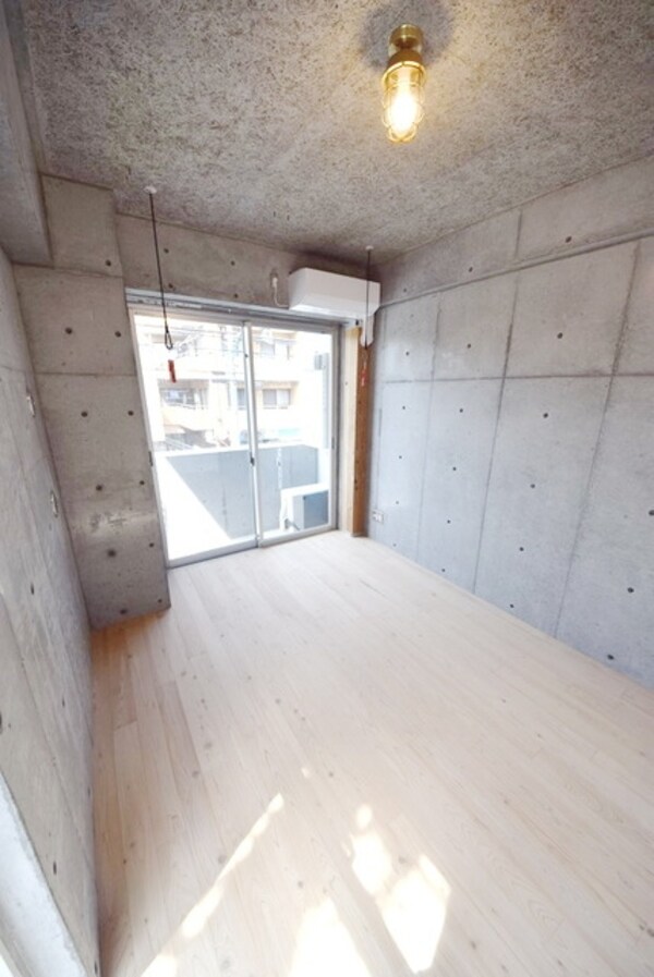 その他室内・内装(★コンクリート打ちっぱなしのオシャレな内装です。)