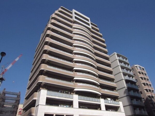 外観(タウンハウジング府中店まで)