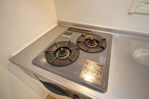 設備(★ガスコンロ２口設置済みです★)