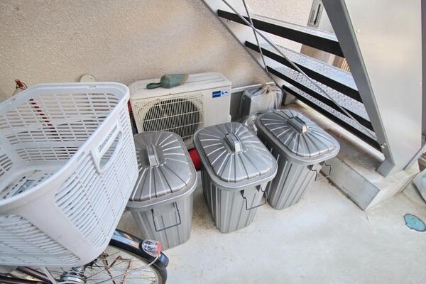 共有部分(★ゴミ置場スペースです★)