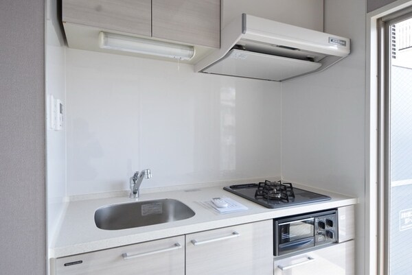 キッチン(★キレイな2口システムキッチンです★)