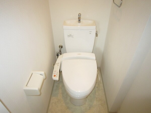 トイレ(別部屋参考写真)