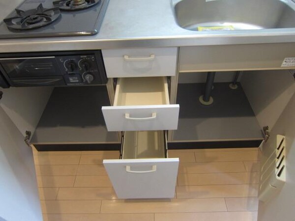 その他(★キッチン下部収納★)