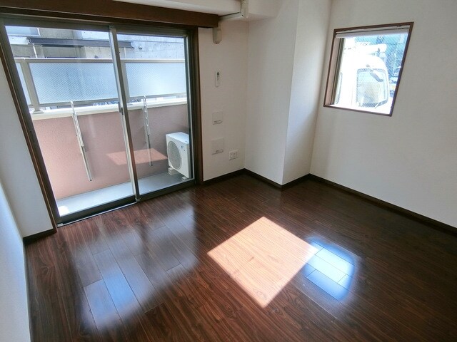 物件内観写真2　(☆キレイなフローリングのお部屋☆)