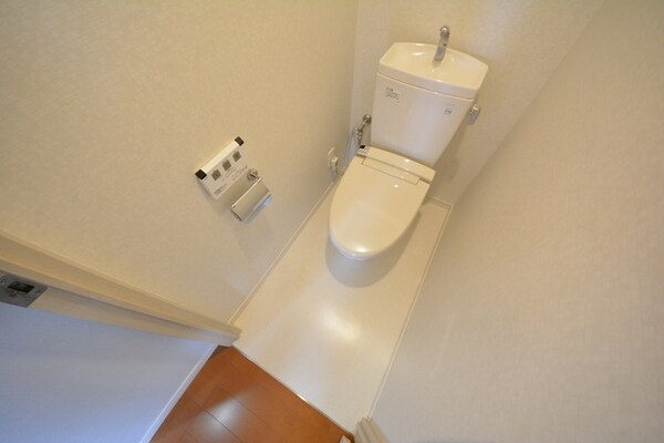 トイレ(トイレ)