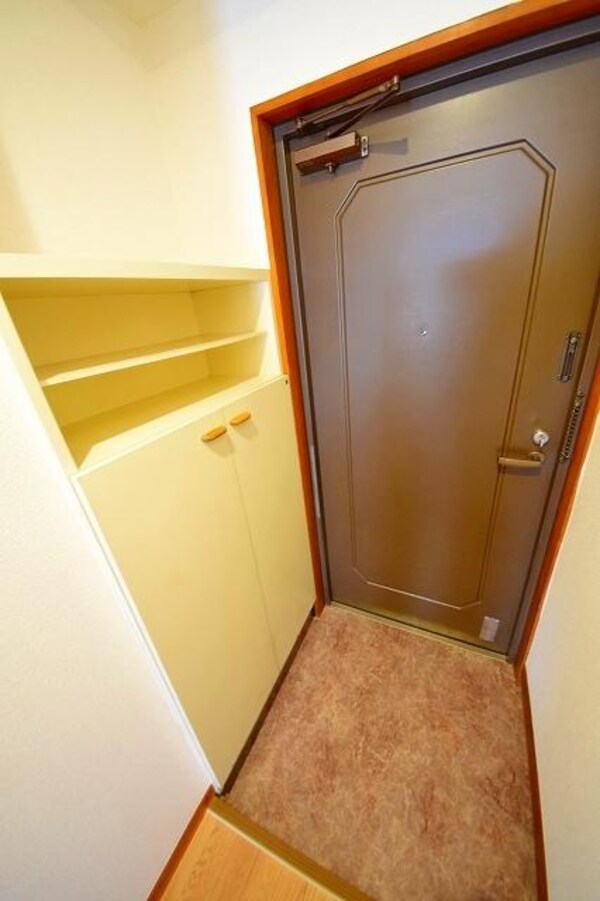玄関(★お問い合わせはタウンハウジングまで★)