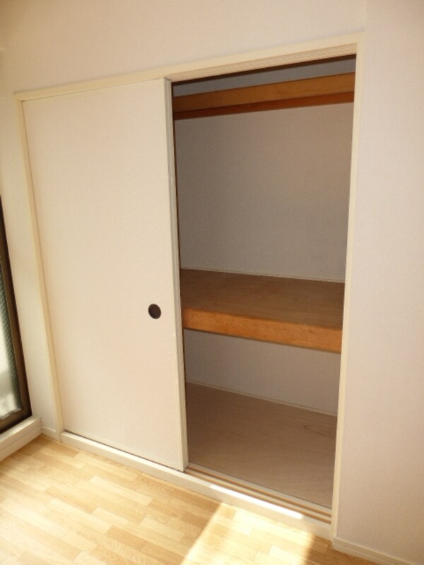 収納(★収納大き目です★)