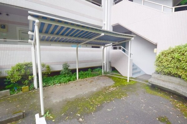 共有部分(★敷地内に駐輪スペースがございます★)