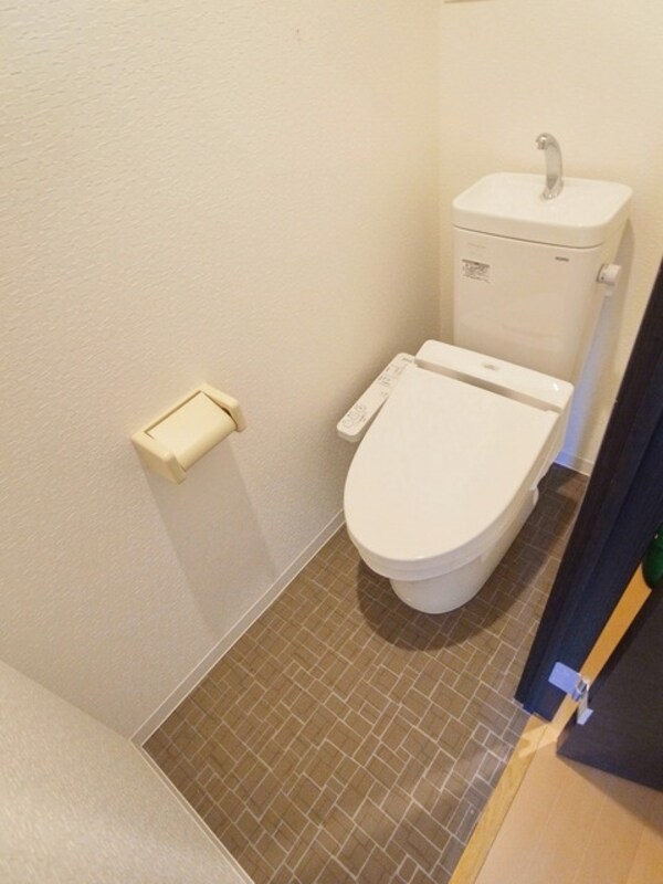 トイレ(☆温水洗浄暖房便座☆)