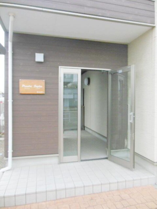 エントランス(★お部屋探しは株式会社タウンハウジング東京まで★)