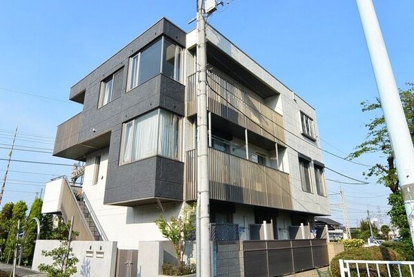 外観(★聖蹟桜ヶ丘駅から徒歩１０分　南向きで日当たり良好★)