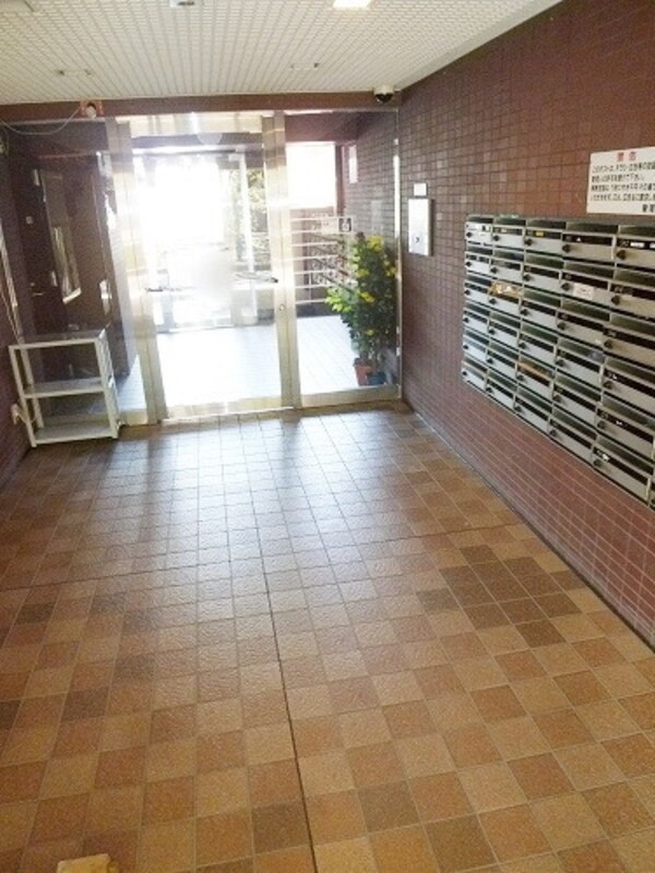 エントランス(★お部屋探しは、タウンハウジング多摩センター店へ★)