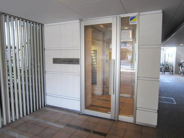 エントランス(外観・共用部分)