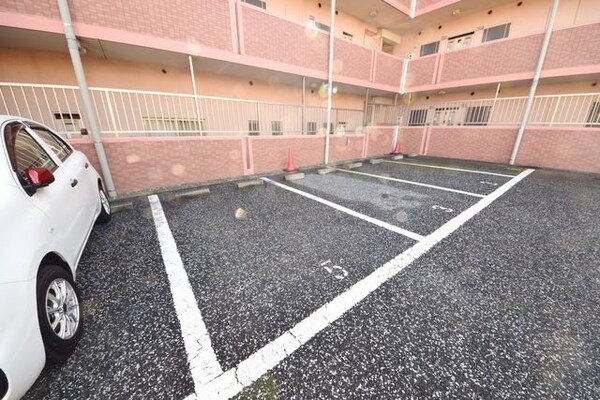駐車場(★お部屋探しは、タウンハウジング多摩センター店へ★)