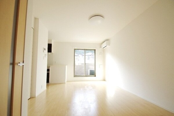 リビング・居室(★お部屋探しはタウンハウジング稲田堤店まで★)