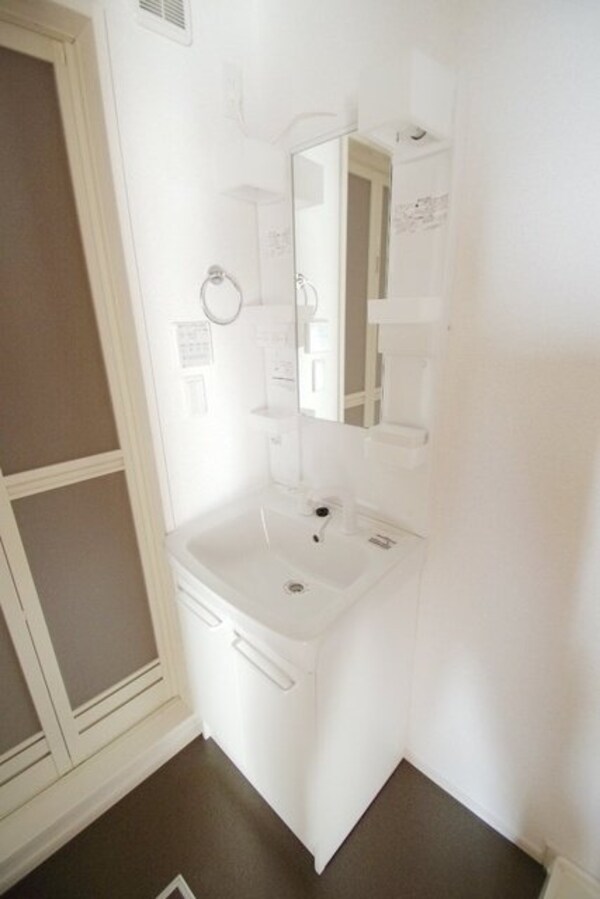 洗面(★お部屋探しはタウンハウジング稲田堤店まで★)