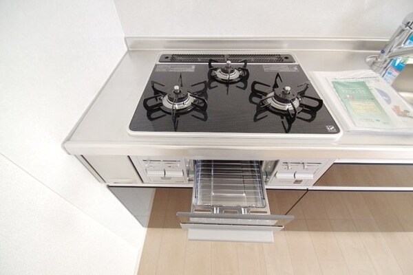 キッチン(★お部屋探しはタウンハウジング稲田堤店まで★)