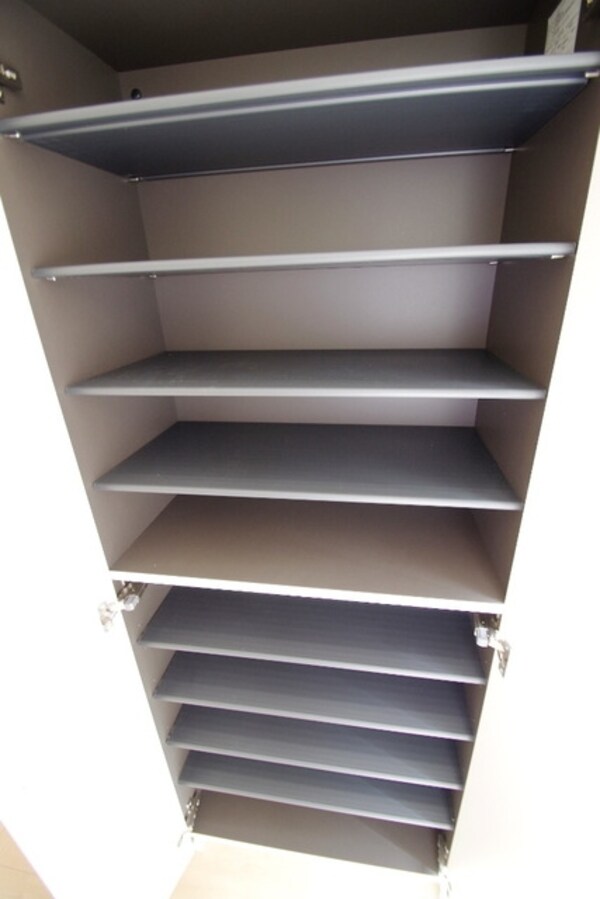 玄関(★お部屋探しはタウンハウジング稲田堤店まで★)