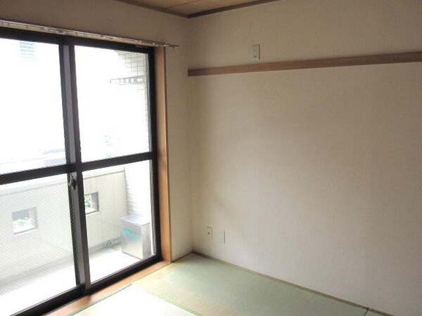 その他室内・内装(★南面の和室スペース６帖です★)