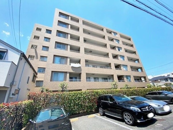 外観(人気の世田谷区で住環境良好)