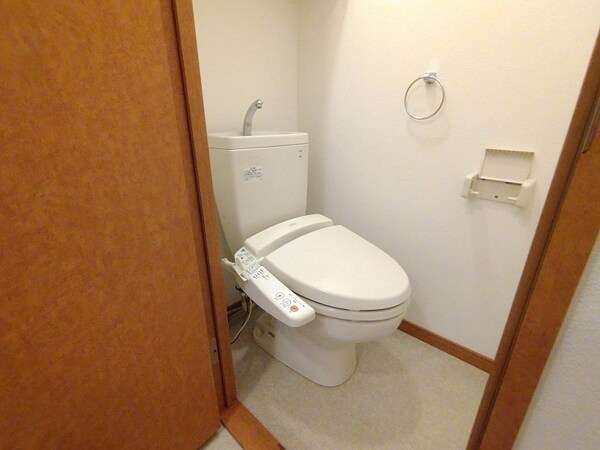 トイレ(温水洗浄便座　標準設置♪)