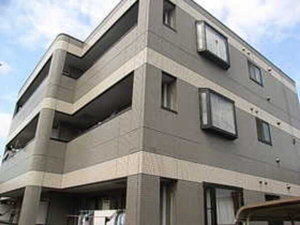 外観(★南向き日当たり良好・お洒落な外観です★)