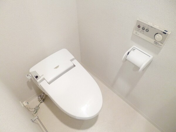 トイレ(★温水洗浄便座付トイレ★)