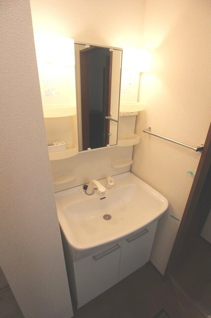 物件内観写真12　(★独立洗面台★)