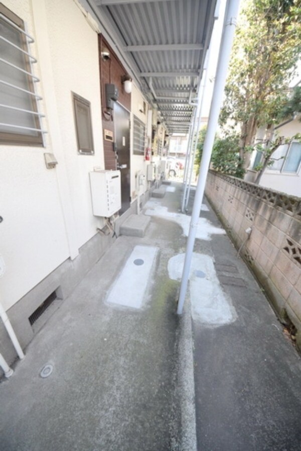 エントランス(★広々としたエントランスです★)
