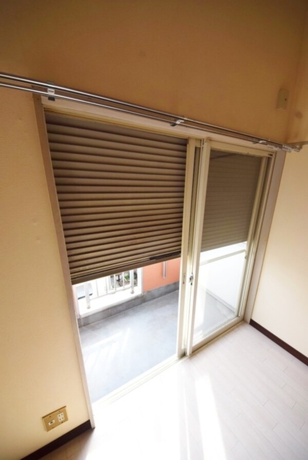 その他(★シャッター雨戸付き★)